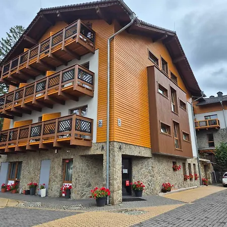 38 I 37 Okrzei 1c Apartmán